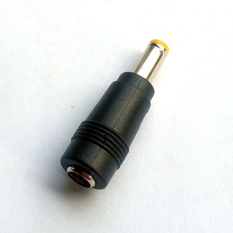 5.5 x 2.1 mm to 5.5 x 2.5 mm barrel plug DC adapter