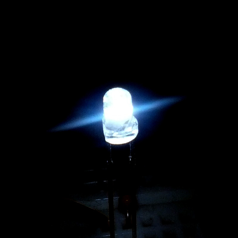 White LED, Round, Through Hole (Pack of 10)