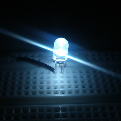 Super Bright White LED, Round, Through Hole (Pack of 10)