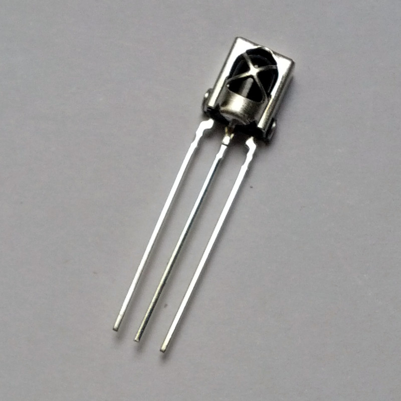VS1838B - Infrared Receiver for Remote Control