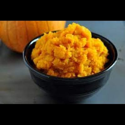 Peanut Butter Pumpkin / Healthy | Holistic | Hand-Made | All Natural | Gourmet Dog Treats / Crunchy / NO Dyes / NO Preservatives / 25 Count Bag