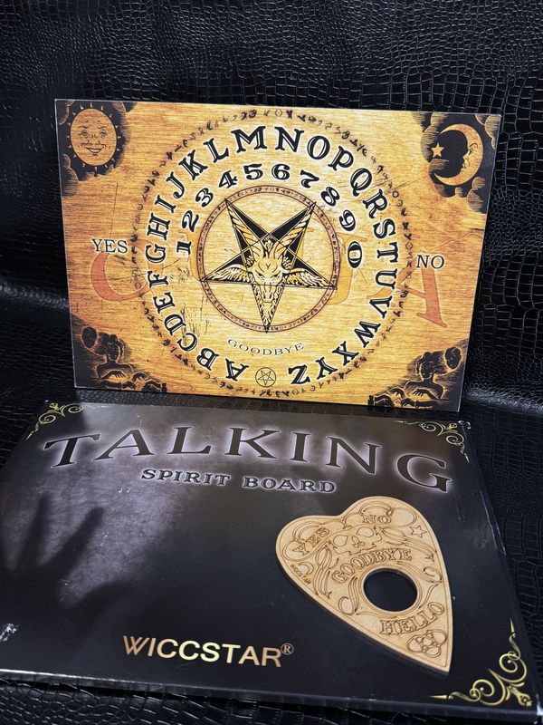 Table de OUIJA