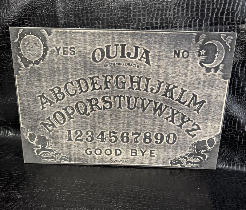 Table de OUIJA
