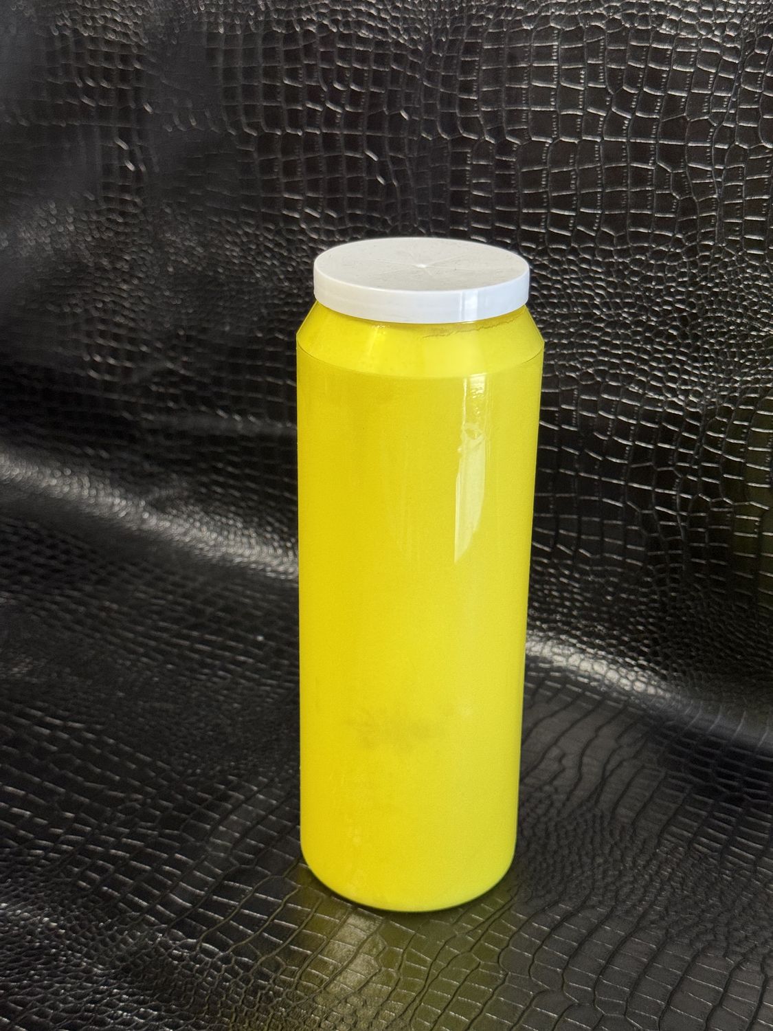 Neuvaine de couleur jaune
