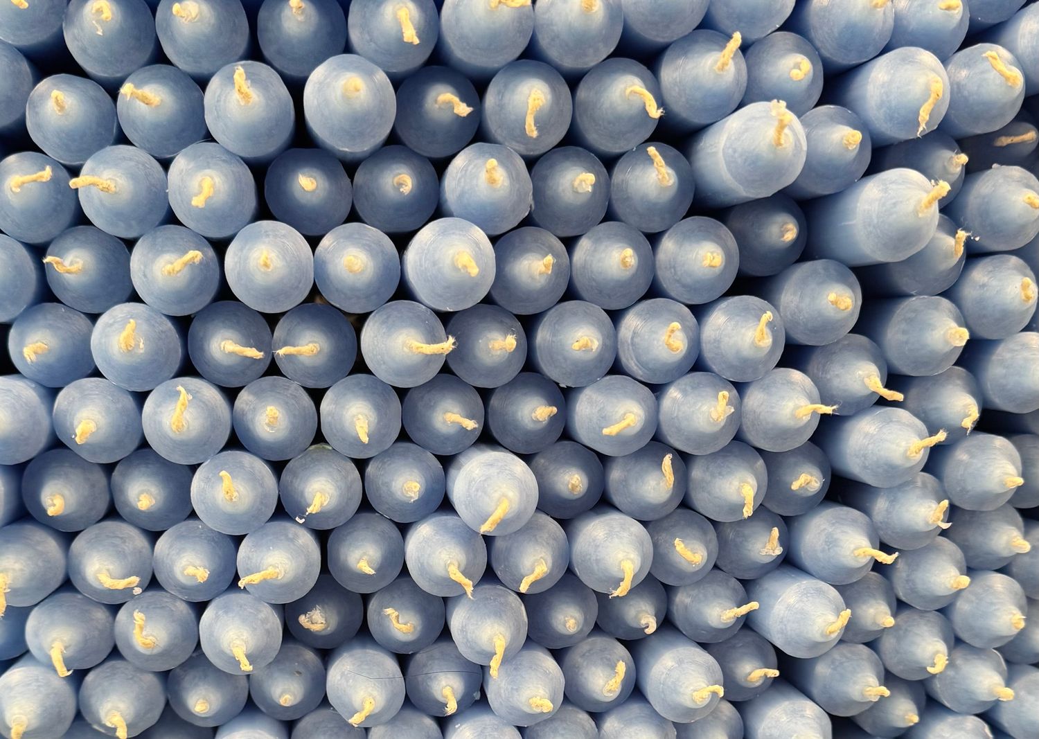 Bougies de couleur bleu