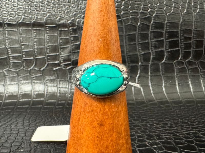 Petite bague verte strié