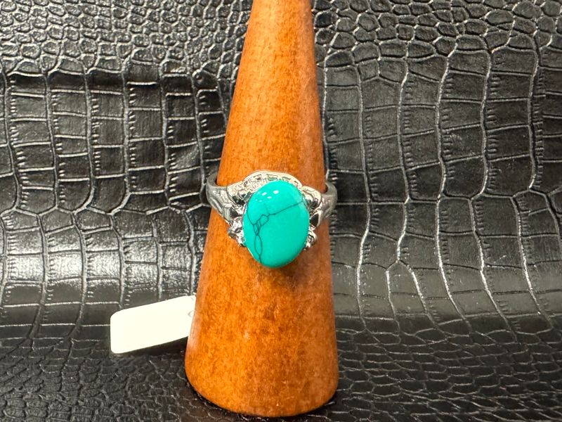 Petite bague verte strié