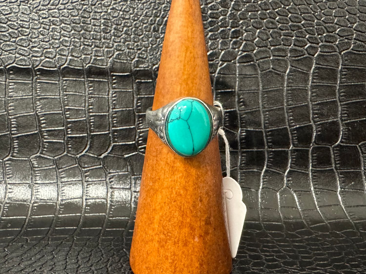 Petite bague verte strié