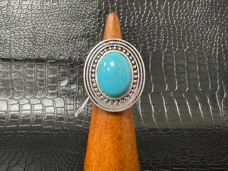 Grosse bague bleu ciel strié