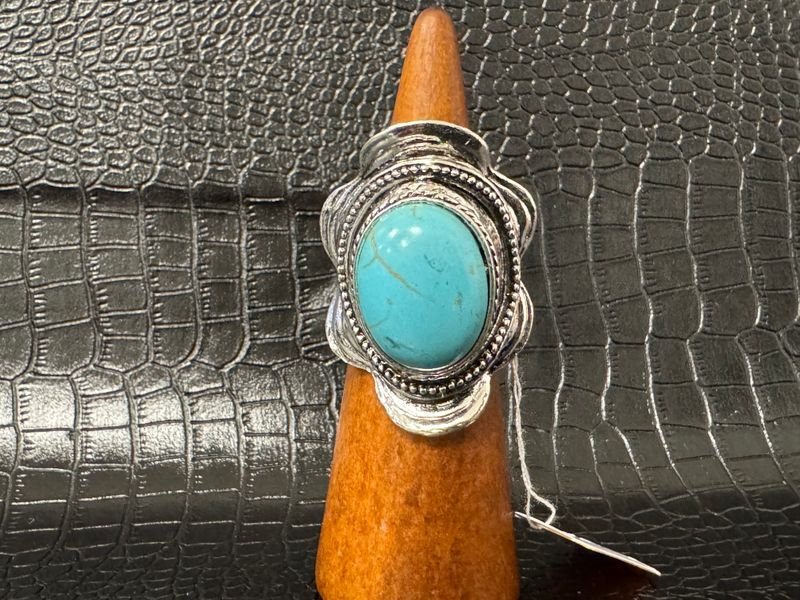 Grosse bague bleu ciel strié
