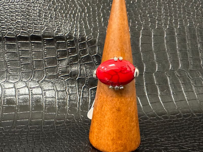 Bague rouge strié