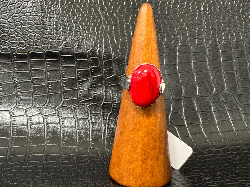 Bague rouge strié
