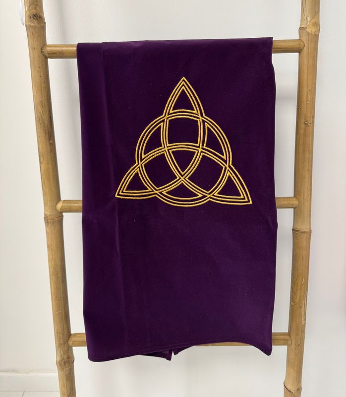 Tapis violet pentacle