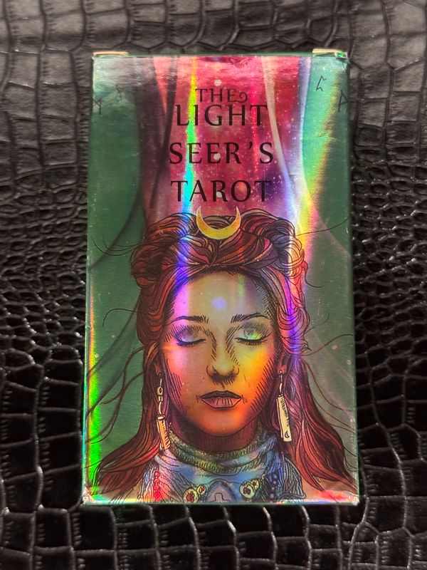 The light  Seer&#39;s Tarot