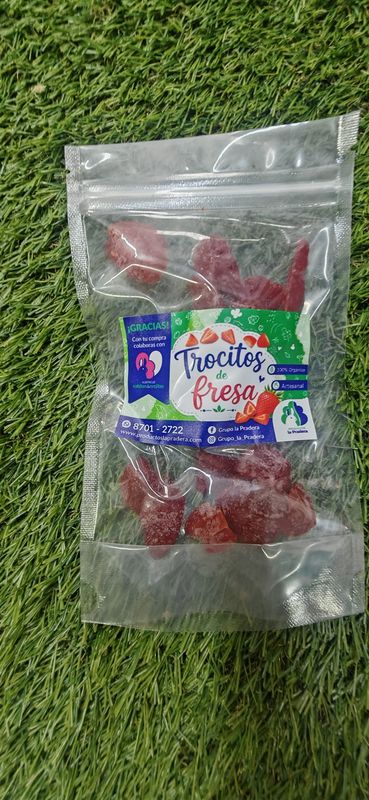 Snack de fresa deshidratada 