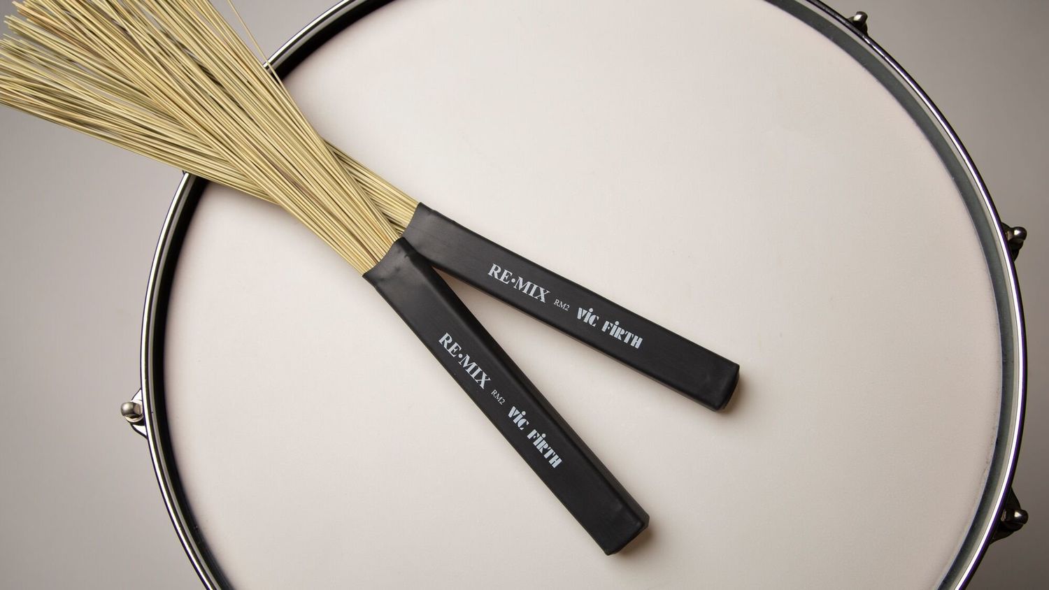 Vic Firth RE.MIX Brushes, African Grass
