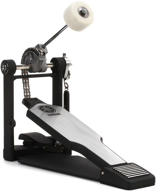 Yamaha Single Bass Drum Pedal - Double Chain Drive - Long Footboard - Side Hoop Clamp
