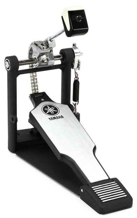 Yamaha Single Bass Drum Pedal - Double Chain Drive - Long Footboard - Side Hoop Clamp - Belt Drive Included