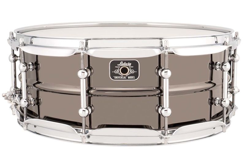 Ludwig 5.5X14 Universal Brass Snare Drum With Chrome Hardware