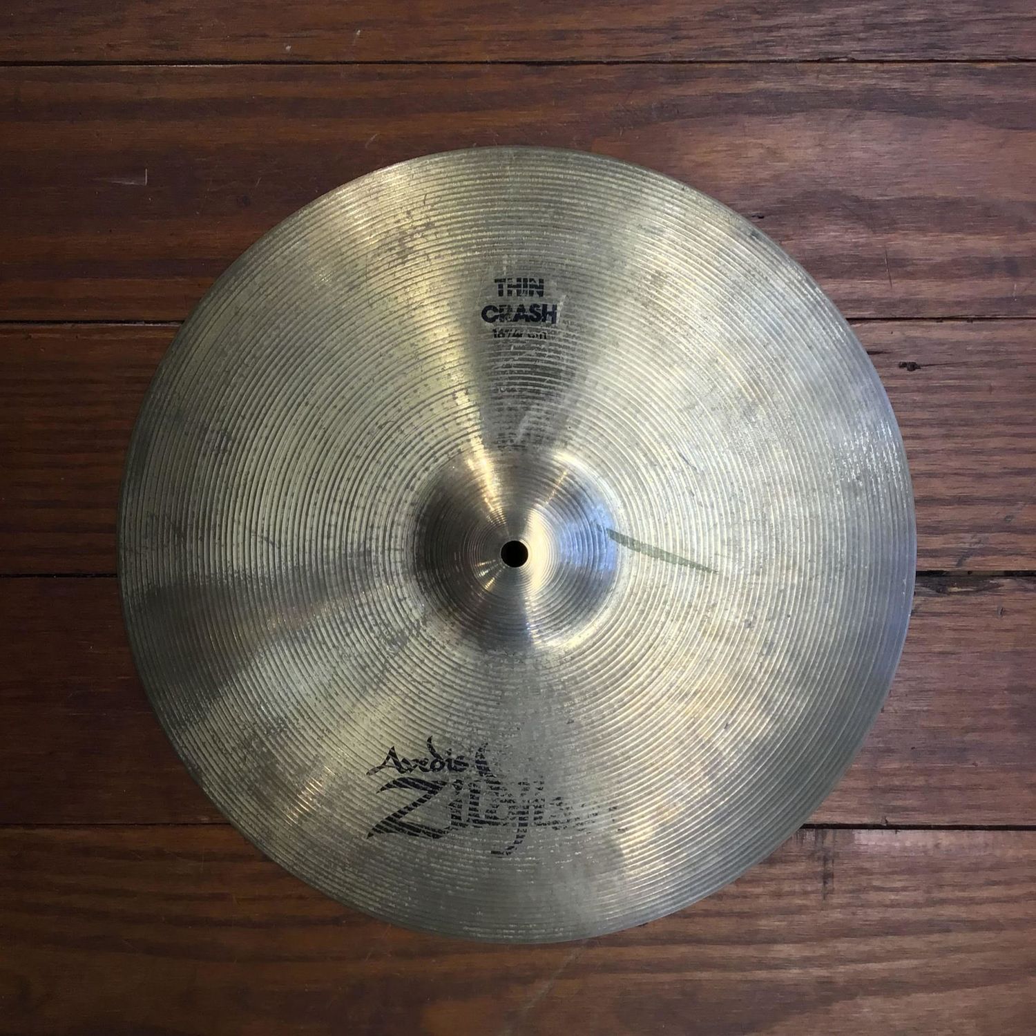 USED A Zildjian 16&quot; Thin Crash Cymbal