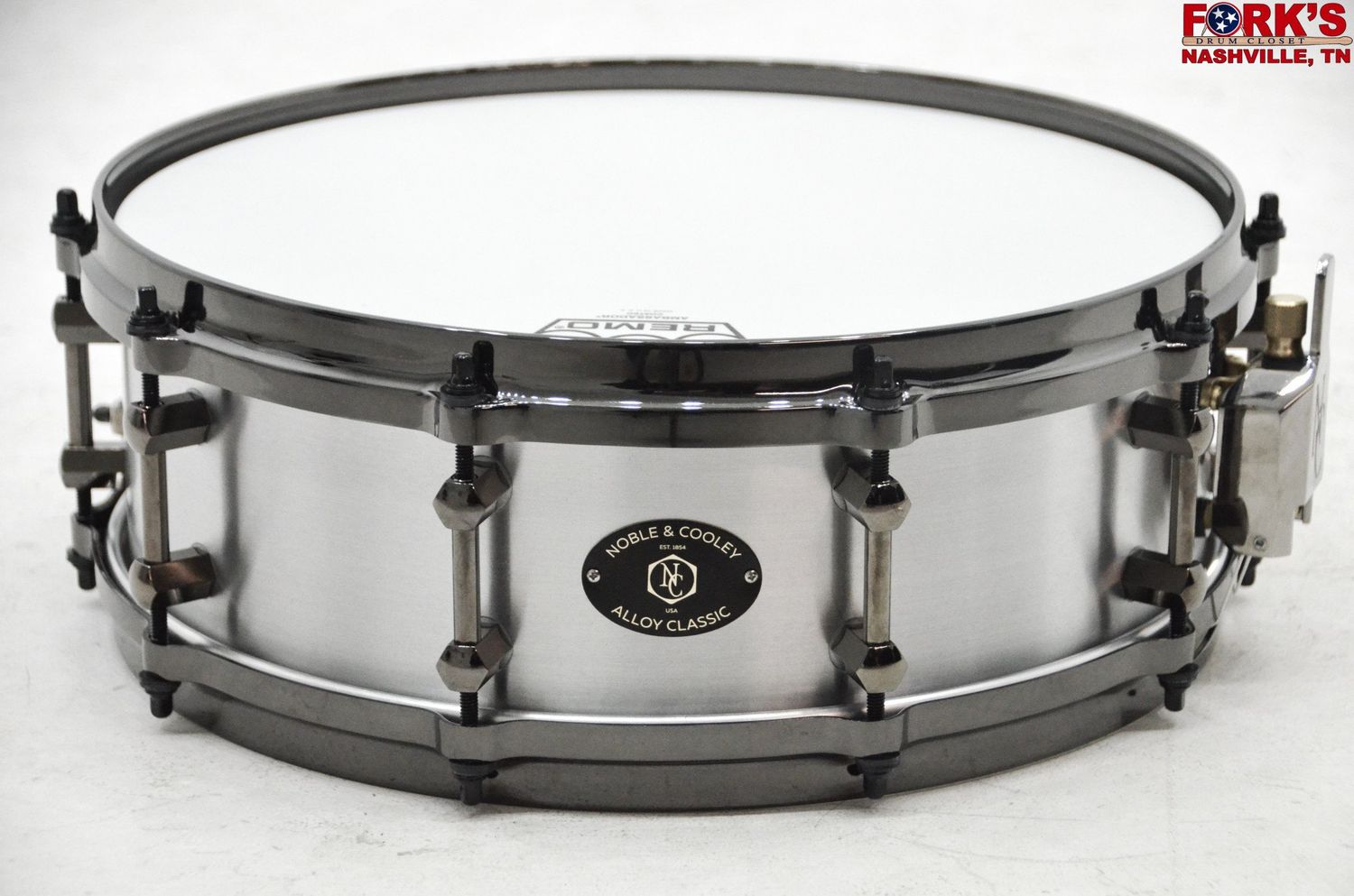 Noble &amp; Cooley 4.75x14 Alloy Classic Snare Drum - Raw aluminum w/ Black Die Cast hoops