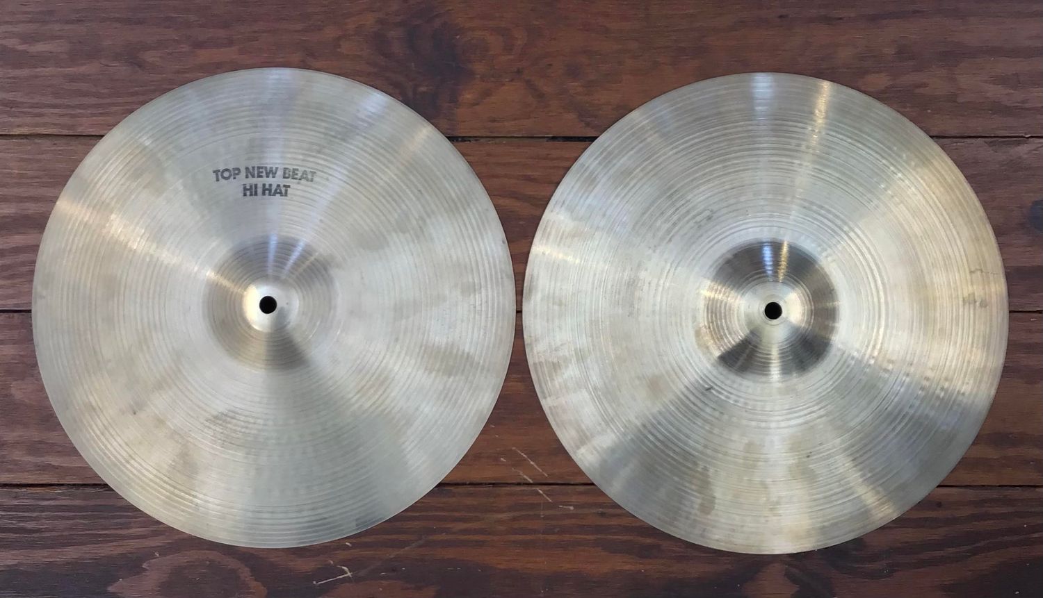 USED A Zildjian 14&quot; New Beat Hi-Hat Cymbals (Pair) (1970&#39;s)