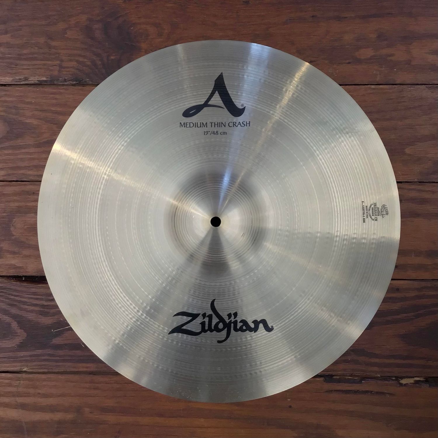 USED A Zildjian 19&quot; Medium Thin Crash Cymbal