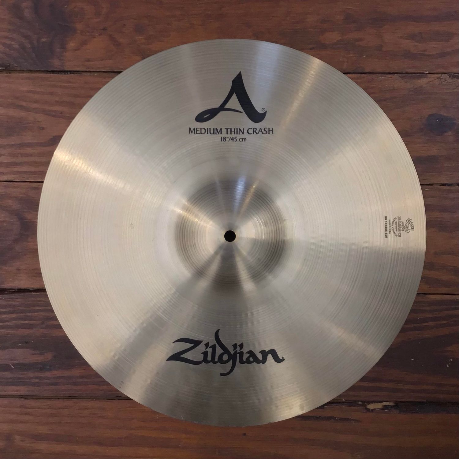 USED A Zildjian 18&quot; Medium Thin Crash Cymbal