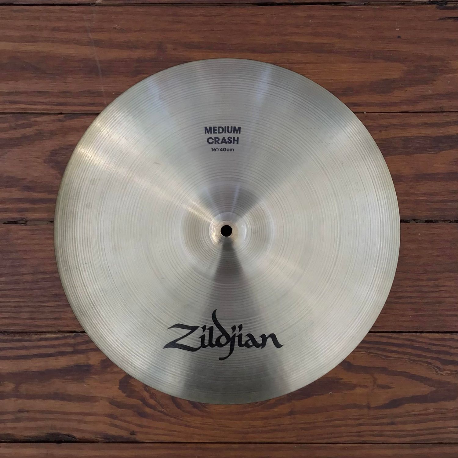 USED A Zildjian 16&quot; Medium Crash Cymbal