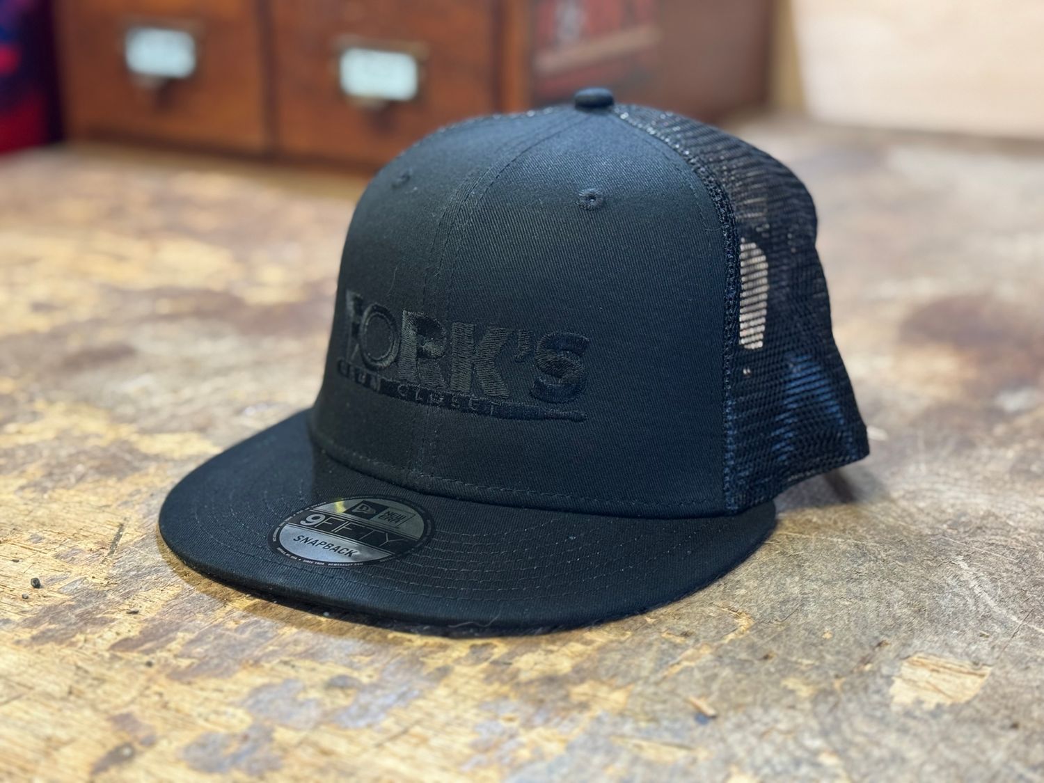 Fork&#39;s Hat - Black on Black Trucker