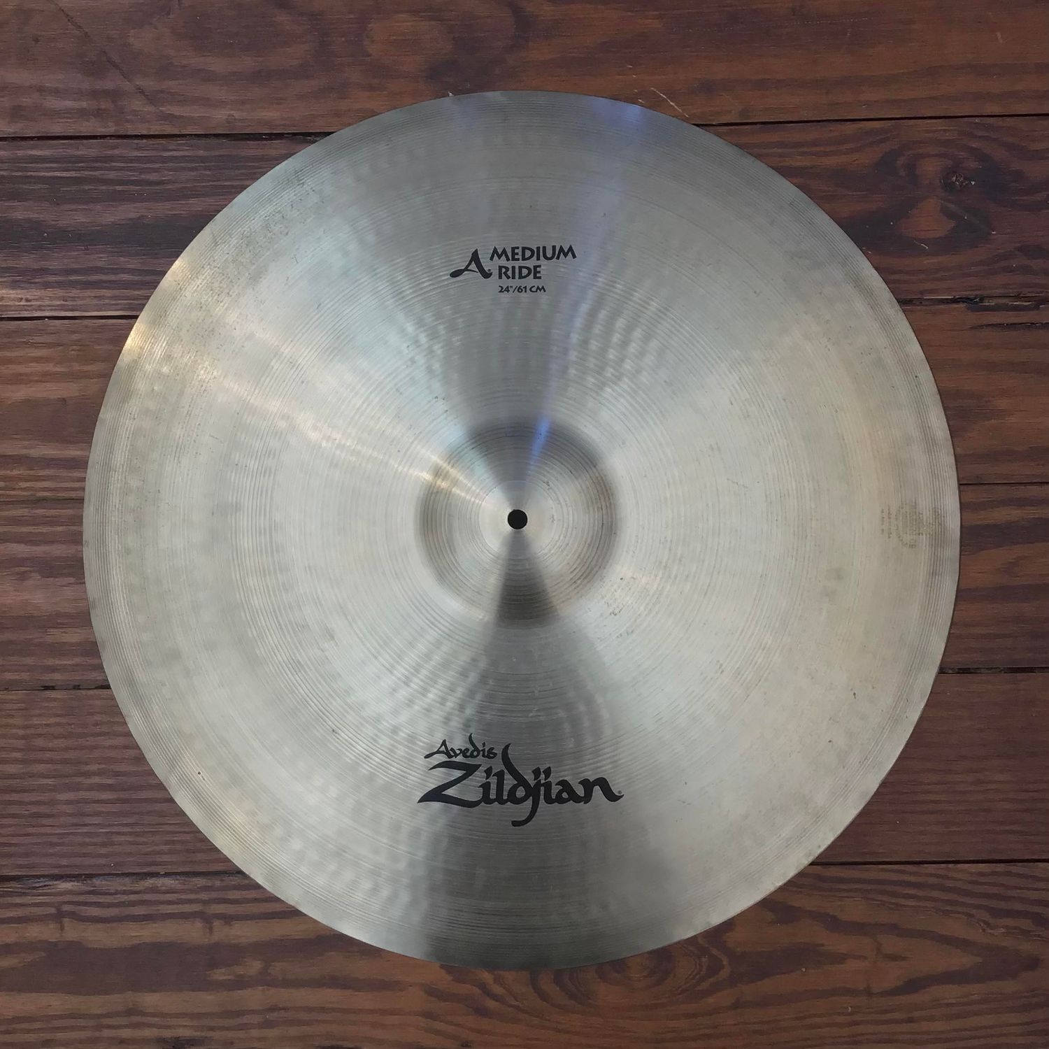 USED A Zildjian 24&quot; Medium Ride Cymbal