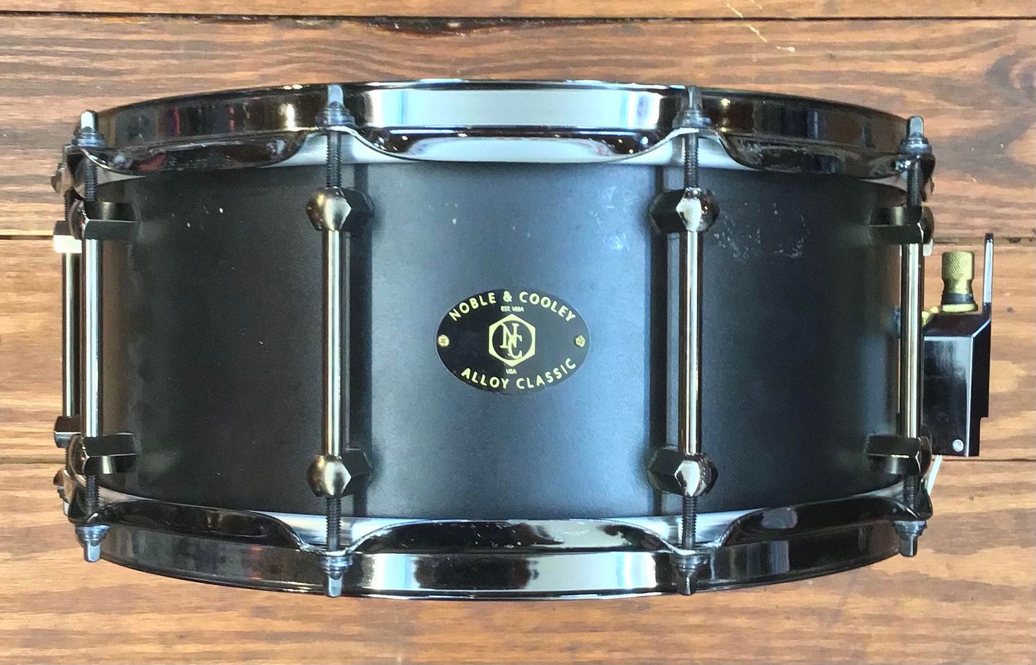 USED Noble and Cooley 6x14 Alloy Classic - &quot;Murdered Out&quot;
