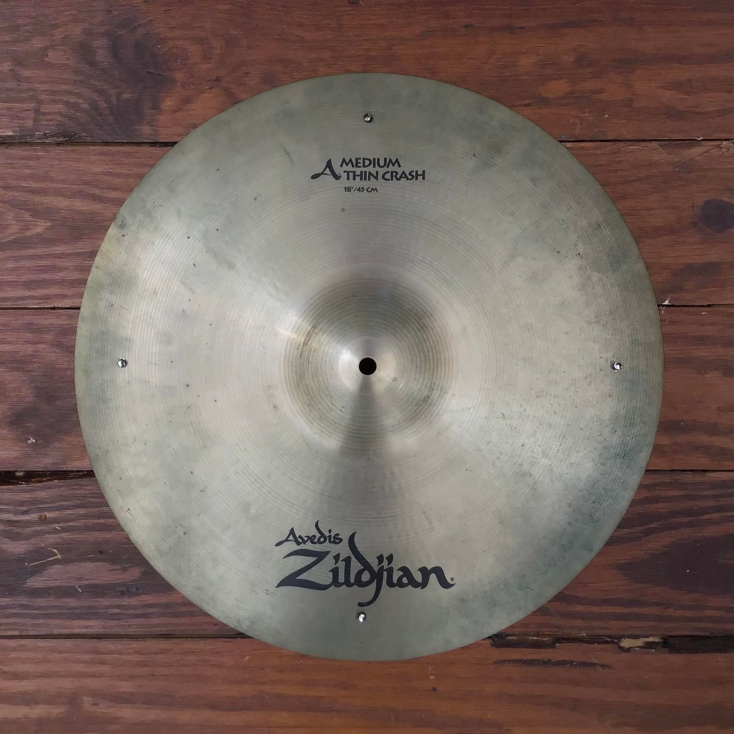 USED A Zildjian 18&quot; Medium Thin Crash Cymbal (w/Rivets)