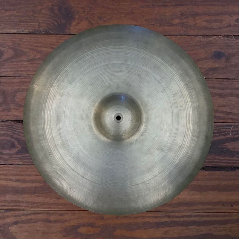 USED A Zildjian 22&quot; Ride Cymbal (1960&#39;s)