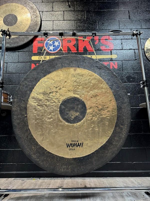 Pre-Owned 52&quot; Wuhan Gong w/ Stand
