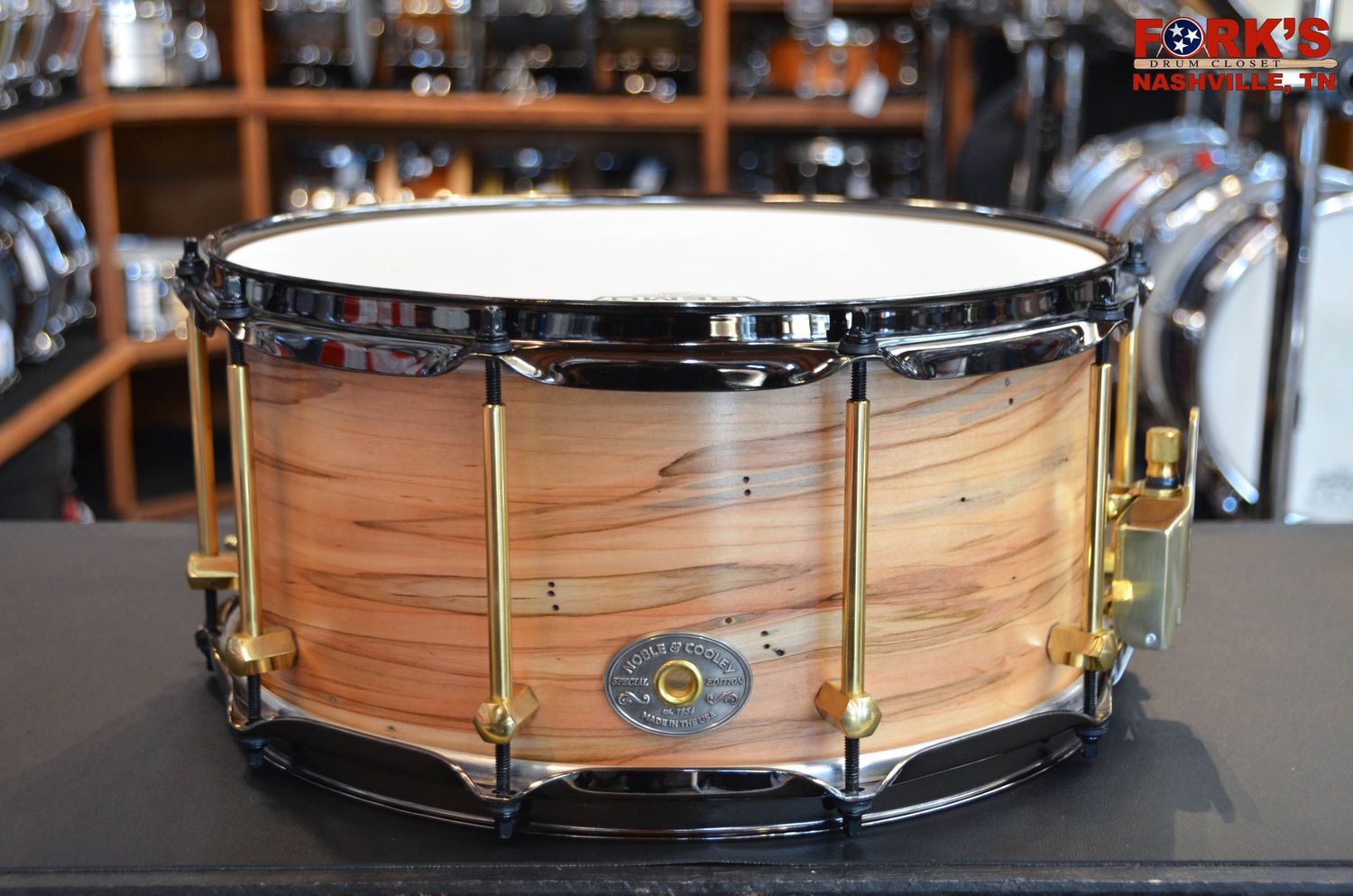 Noble &amp; Cooley Special Edition 7x14 Solid Shell Ambrosia Maple Snare Drum - Natural Satin, Brass &amp; Black Nickel Hardware
