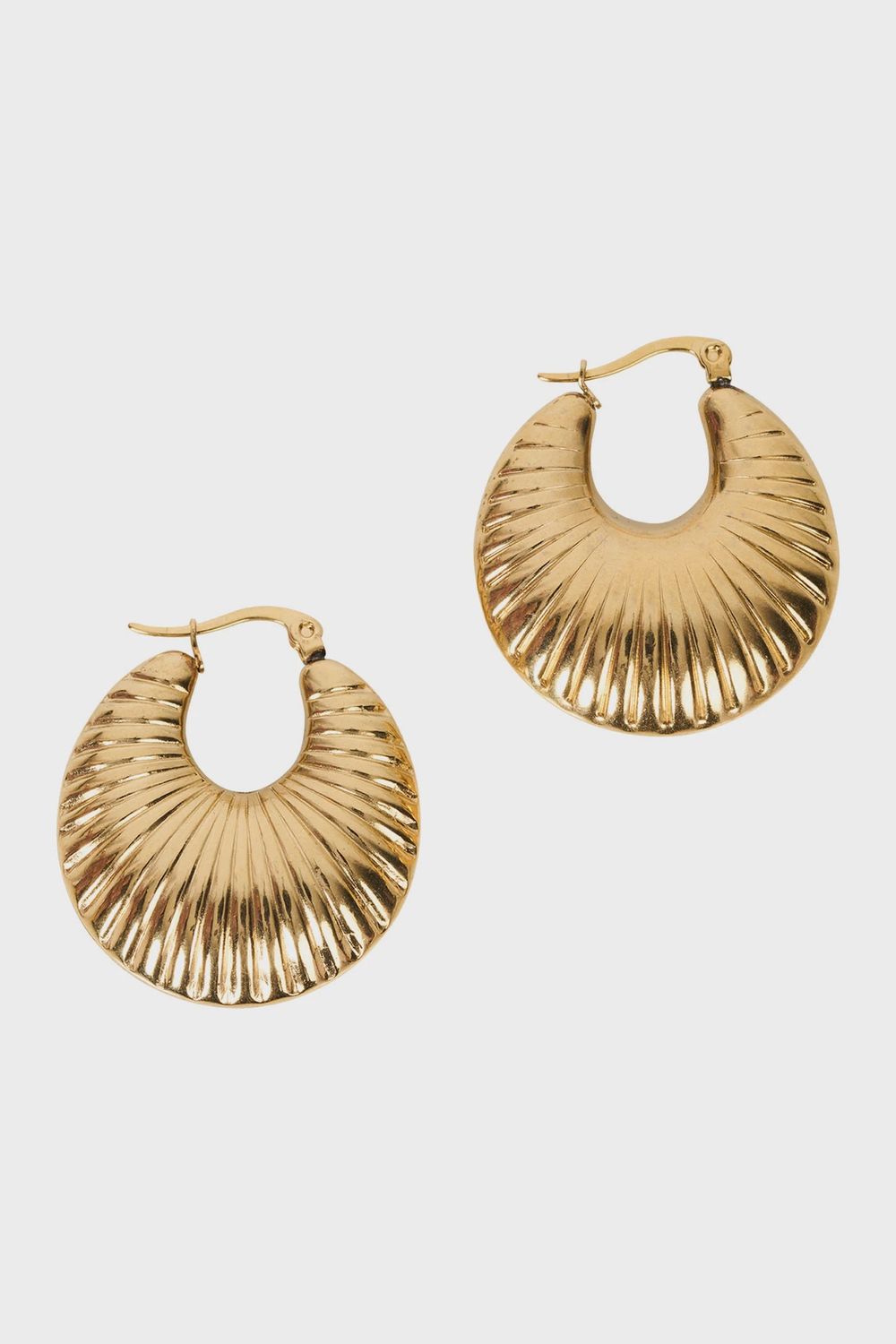 Melenia Earring, Size: Ripple Hoop