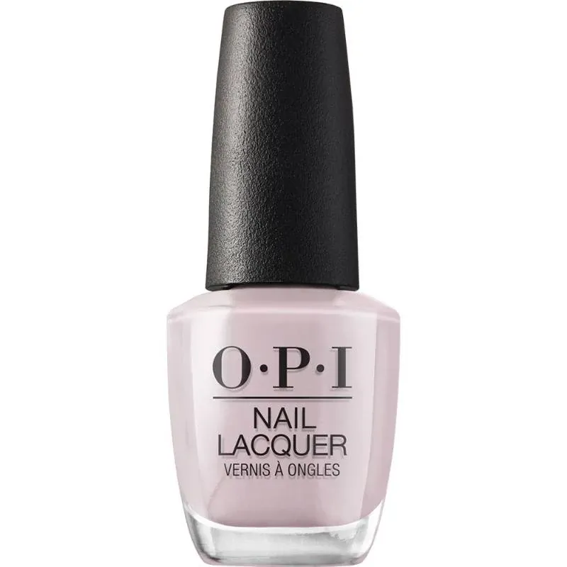 Vernis à ongles OPI Don't Bossa Nova Me Around, teinte nude subtile avec une finition brillante pour un look élégant et raffiné.