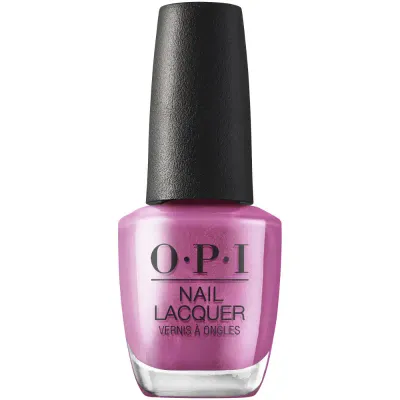 Vernis à ongles OPI CosMIC Drop – vernis rose métallique avec finition ultra-brillante pour un look éclatant et tendance.