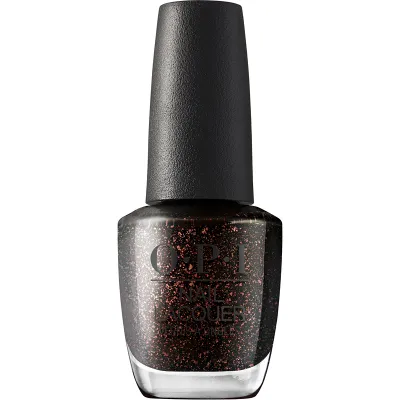 Vernis à ongles OPI Grunge Queen – un brun profond scintillant pour un look d’ongles audacieux et chic.