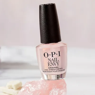 Nagelverstevigers en serums categoriefoto voor sterke, gezonde nagels