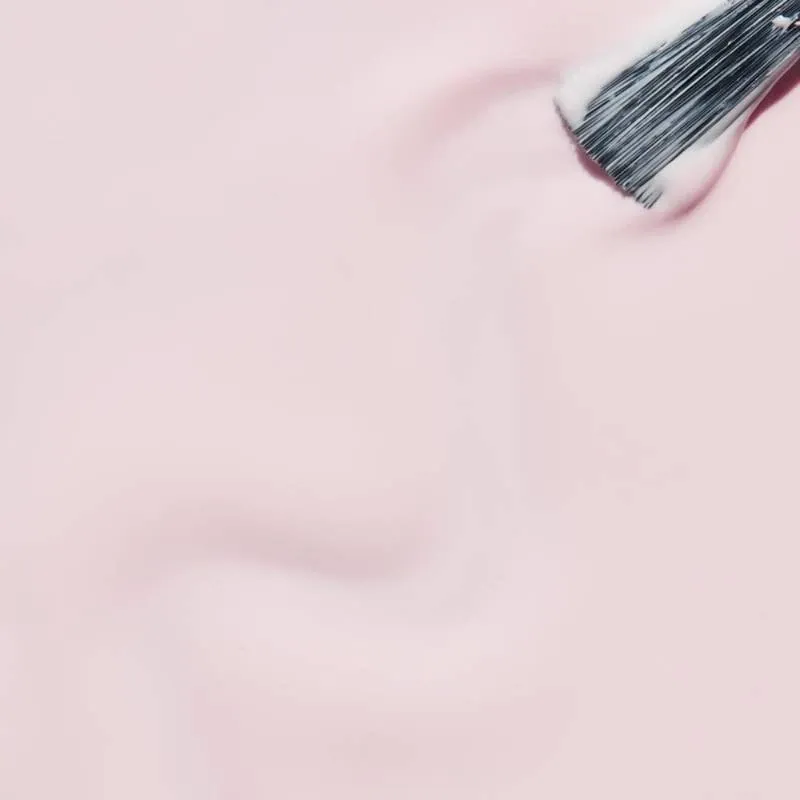 Vernis OPI Let's Be Friends! 15ml – rose brillant, longue tenue, idéal pour une manucure professionnelle.
