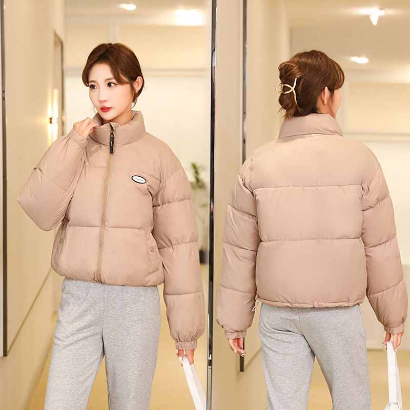 Veste rembourrée en coton pour femme Courte Couleur unie Hiver 2023 Nouvelle petite veste à pain Veste rembourrée en coton Manteau ample épaissi en coton rembourré pour les femmes