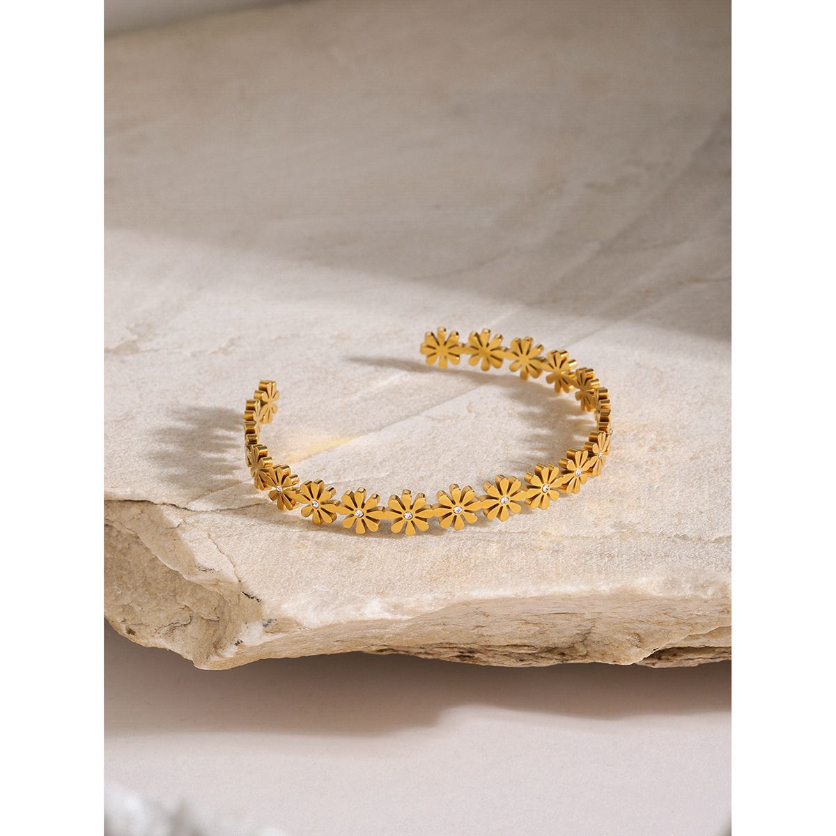 Bracelet ouvert en acier inoxydable en or 18 carats