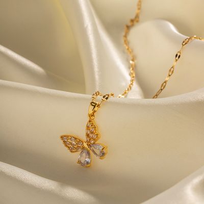 Collier à pendentif papillon en acier inoxydable en or 18 carats