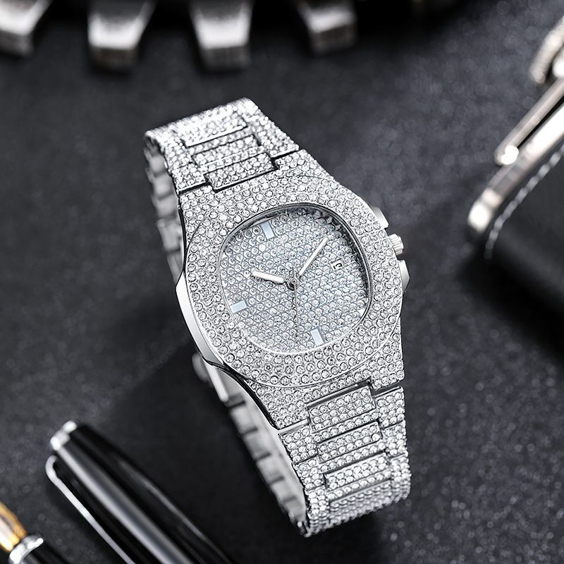 Meilleures ventes nouveaux hommes de luxe plein diamant hip-hop affaires diamant étoile montre montre à Quartz