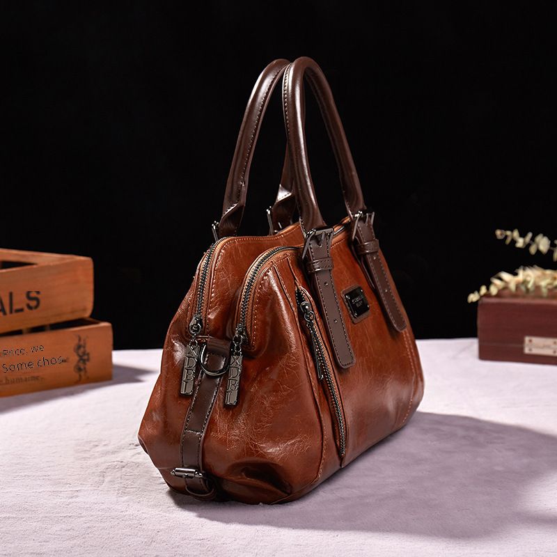 sac ménisque à la mode rétro européen et américain sac à bandoulière portable grande capacité .