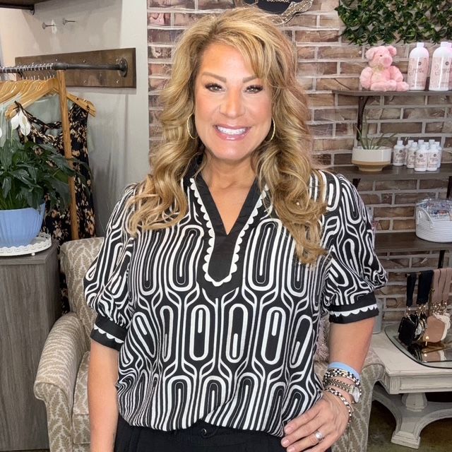 Entro Black Printed Plus Top