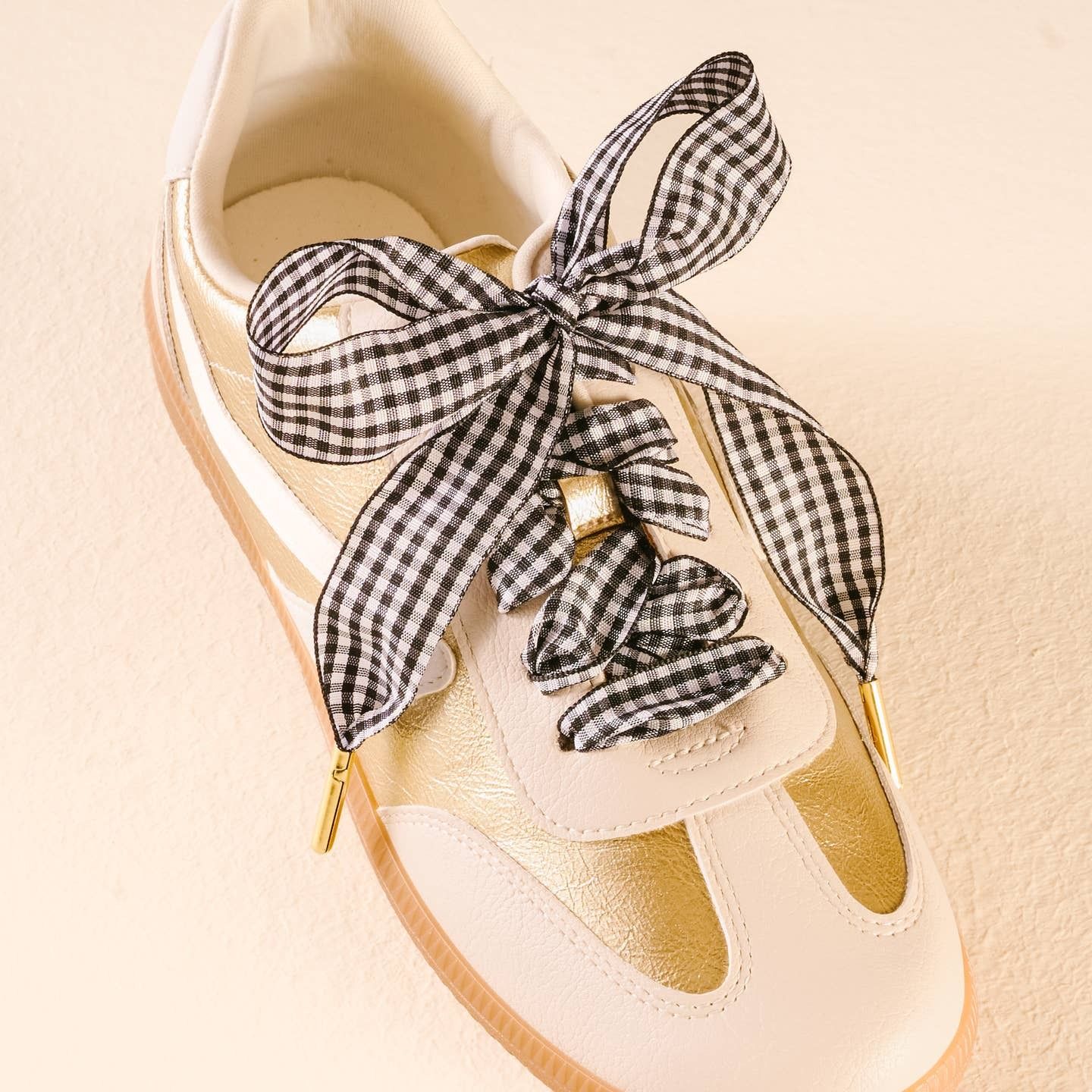 Darling gingham shoelaces