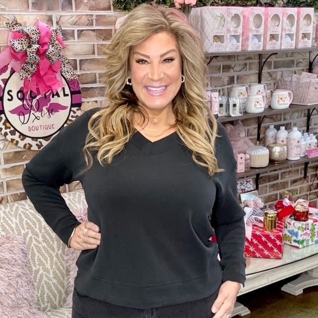 Mary Square Hazel Black Top